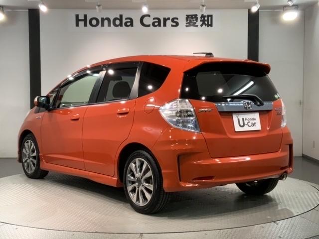 フィットハイブリッド ＲＳ　１年保証　ナビ　ＴＶ　Ｒカメラ　ＤＶＤ　ＥＴＣ　ＨＩＤ　ＶＳＡ　クルコン　アルミ　スマ－トキ－　スペアキ－　盗難防止装置　整備記録簿　ドアバイザ－　Ｗエアバッグ　ＡＡＣ　スマキ－　Ｂカメ　キーフリー（48枚目）