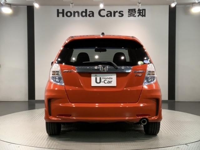 フィットハイブリッド ＲＳ　１年保証　ナビ　ＴＶ　Ｒカメラ　ＤＶＤ　ＥＴＣ　ＨＩＤ　ＶＳＡ　クルコン　アルミ　スマ－トキ－　スペアキ－　盗難防止装置　整備記録簿　ドアバイザ－　Ｗエアバッグ　ＡＡＣ　スマキ－　Ｂカメ　キーフリー（49枚目）