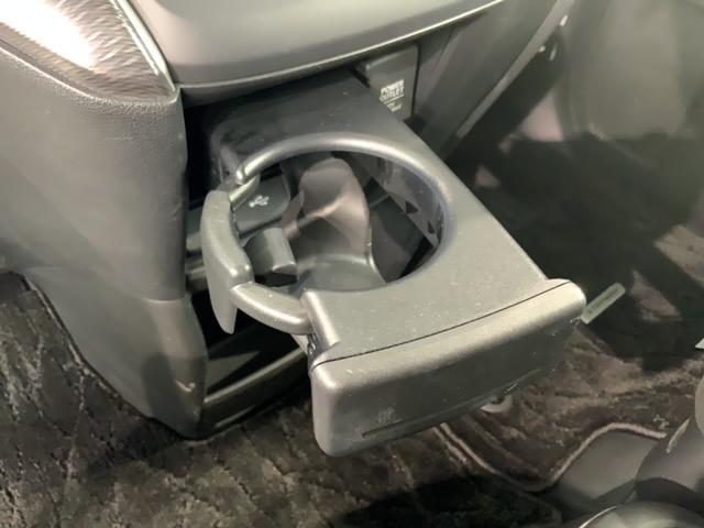 ステップワゴンスパーダ ｅ：ＨＥＶスパーダＧホンダセンシング　最長５年保証　ワンオ－ナ－　ナビＶＸＭ－２１７ＶＦＮｉ　ＴＶ　Ｒカメラ　ＣＤ録音　ＢＴオ－ディオ　ＤＶＤ　ドラレコ　Ｒモニタ－　ＥＴＣ　ＬＥＤライト　両側電動ドア　ＶＳＡ　アルミ　スマ－トキ－　ＡＡＣ（27枚目）