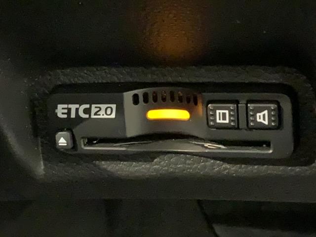 ヴェゼル ｅ：ＨＥＶＸ　Ｈ　ＳＥＮＳＩＮＧ　最長５年保証　ワンオーナー　純正ナビ　ＴＶ　Ｒカメラ　ＢＴオ－ディオ　ドラレコ　ＥＴＣ　ＬＥＤライト　ＶＳＡ　シートヒーター　クルコン　アルミ　フォグ　スマートキー　盗難防止装置（13枚目）