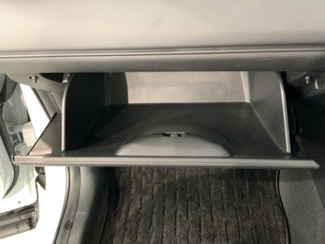 ヴェゼル ｅ：ＨＥＶＸ　Ｈ　ＳＥＮＳＩＮＧ　最長５年保証　ワンオーナー　純正ナビ　ＴＶ　Ｒカメラ　ＢＴオ－ディオ　ドラレコ　ＥＴＣ　ＬＥＤライト　ＶＳＡ　シートヒーター　クルコン　アルミ　フォグ　スマートキー　盗難防止装置（26枚目）