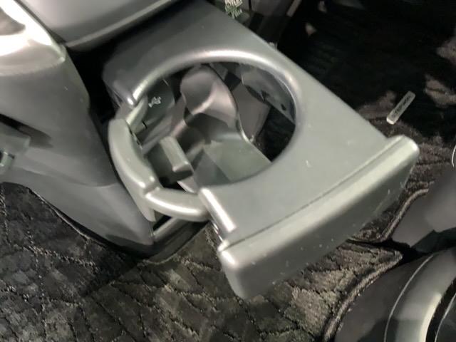 ステップワゴンスパーダ スパーダハイブリッドG・EXホンダセンシング 最長5年保証 ワンオ-ナ- ナビVXM-197VFNi TV Rカメラ CD録音 BTオ-ディオ DVD Rモニタ- ETC LEDライト 両側電動ドア VSA シ-トヒ-タ- アルミ スマ-トキ-(26枚目)