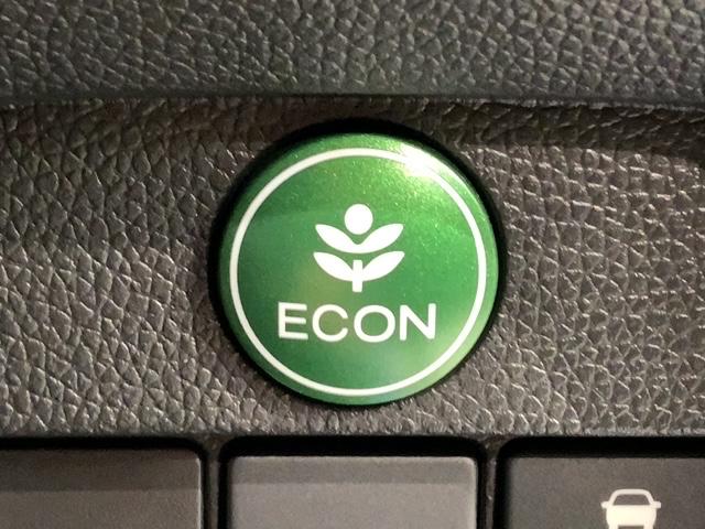 Ｎ－ＯＮＥ プレミアムツアラー・ローダウン　あんしんＰＫＧ　２ト－ン　１年保証　ナビ　ＴＶ　Ｒカメラ　ＤＶＤ　ドラレコ　ＥＴＣ　ＨＩＤ　ＶＳＡ　クルコン　アルミ　スマ－トキ－　スペアキ－　盗難防止装置　整備記録簿　ドアバイザ－　ベンチシ－ト（16枚目）