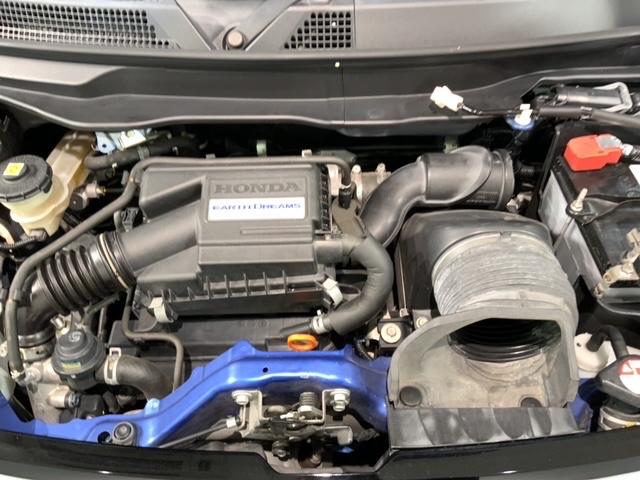 Ｎ－ＯＮＥ プレミアムツアラー・ローダウン　あんしんＰＫＧ　２ト－ン　１年保証　ナビ　ＴＶ　Ｒカメラ　ＤＶＤ　ドラレコ　ＥＴＣ　ＨＩＤ　ＶＳＡ　クルコン　アルミ　スマ－トキ－　スペアキ－　盗難防止装置　整備記録簿　ドアバイザ－　ベンチシ－ト（44枚目）