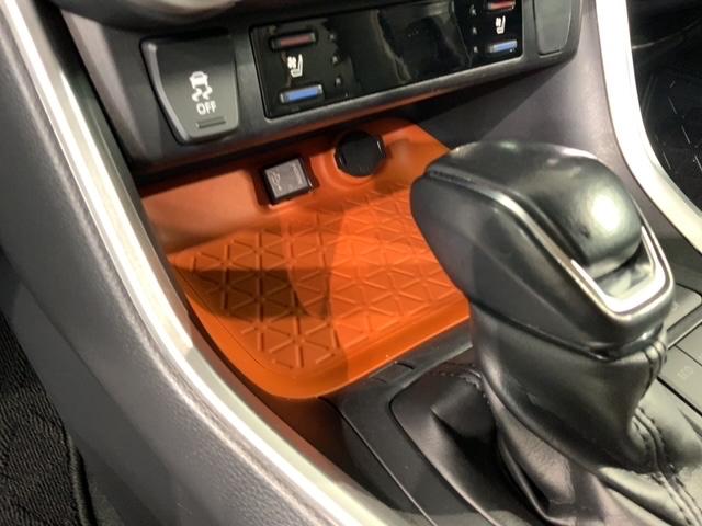 ＲＡＶ４ アドベンチャー　革シ－ト　最長５年保証　ワンオ－ナ－　純正ナビ　ＴＶ　Ｒカメラ　ＢＴオ－ディオ　ＤＶＤ　ドラレコ　衝突軽減Ｂ　ＥＴＣ　ＬＥＤライト　横滑り防止　シ－トヒ－タ－　クルコン　アルミ　スマ－トキ－　ＡＡＣ（26枚目）