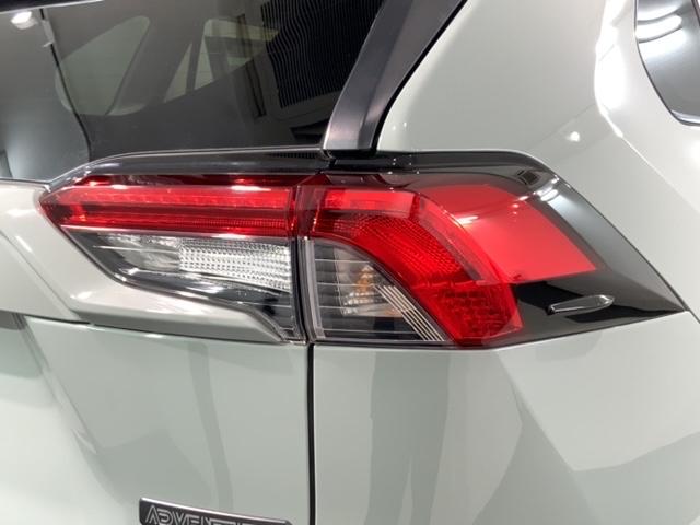 ＲＡＶ４ アドベンチャー　革シ－ト　最長５年保証　ワンオ－ナ－　純正ナビ　ＴＶ　Ｒカメラ　ＢＴオ－ディオ　ＤＶＤ　ドラレコ　衝突軽減Ｂ　ＥＴＣ　ＬＥＤライト　横滑り防止　シ－トヒ－タ－　クルコン　アルミ　スマ－トキ－　ＡＡＣ（45枚目）