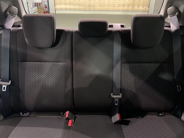 ���Џ��i���Z���^�[�ɂē��O���̃N���[�j���O�����{���Ă���܂��I