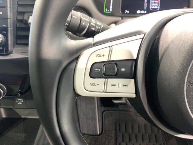 フィット ｅ：ＨＥＶホーム　タバコ臭有　Ｈ　ＳＥＮＳＩＮＧ　最長５年保証　ワンオ－ナ－　ナビＶＸＵ－２１５ＦＴｉ　ＴＶ　Ｒカメラ　ＣＤ録音　ＢＴオ－ディオＤＶＤ　ＥＴＣ　ＬＥＤライト　ＶＳＡ　クルコン　スマ－トキ－　盗難防止装置（10枚目）