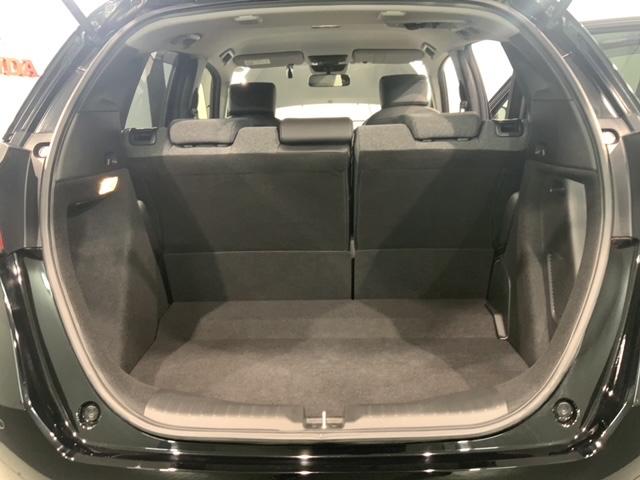 フィット ｅ：ＨＥＶホーム　タバコ臭有　Ｈ　ＳＥＮＳＩＮＧ　最長５年保証　ワンオ－ナ－　ナビＶＸＵ－２１５ＦＴｉ　ＴＶ　Ｒカメラ　ＣＤ録音　ＢＴオ－ディオＤＶＤ　ＥＴＣ　ＬＥＤライト　ＶＳＡ　クルコン　スマ－トキ－　盗難防止装置（35枚目）