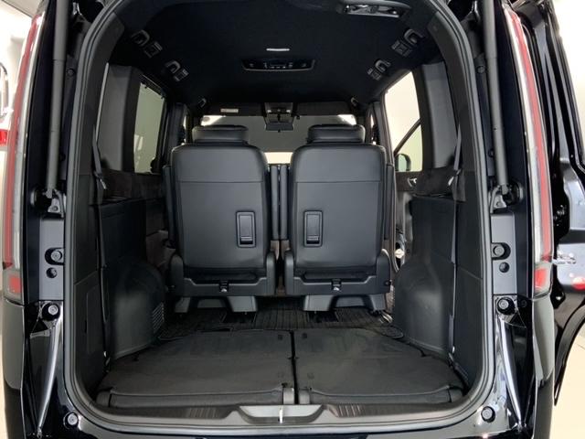 �R��ڃV�[�g���i�[����΃��Q�b�W�X�y�[�X���X�ɍL���g���܂��B