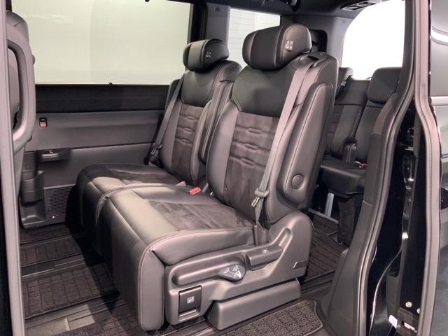 ���Џ��i���Z���^�[�ɂē��O���̃N���[�j���O�����{���Ă���܂��I