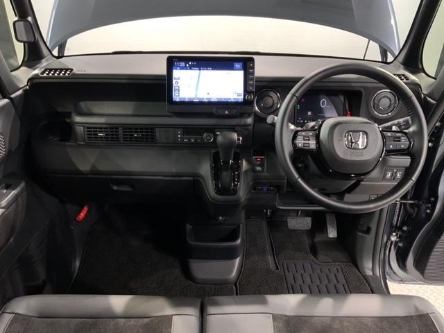 Ｎ－ＢＯＸカスタム ターボ　評価６　禁煙　新車保証継承　試乗車　ホンダセンシング　ナビＬＸＵ－２４２ＮＢｉ　ＴＶ　Ｒカメラ　ＣＤ録音　Ｂｌｕｅｔｏｏｔｈ　Ａｐｐｌｅｃａｒｐｌａｙ　Ａｎｄｒｏｉｄａｕｔｏ　ＥＴＣ　両側電動ドア（12枚目）