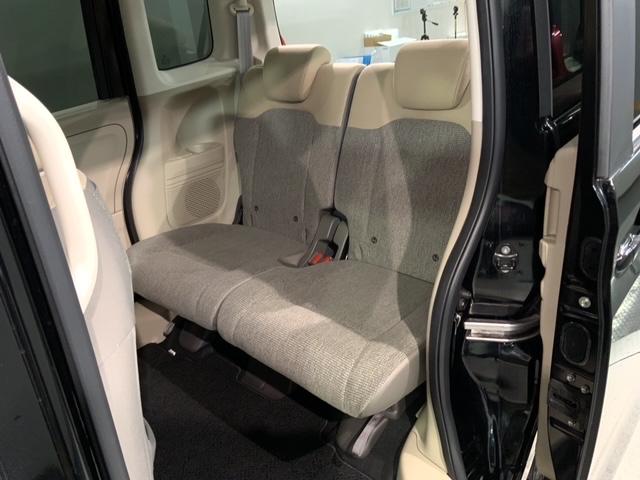 ���Џ��i���Z���^�[�ɂē��O���̃N���[�j���O�����{���Ă���܂��I