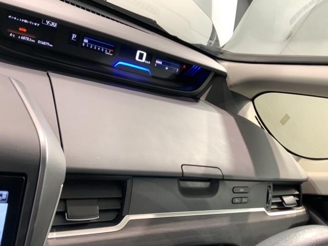 フリード Ｇブラックスタイル　評価５点　禁煙　最長５年保証　ワンオ－ナ－　９インチナビＶＸＭ－２３７ＶＦＮｉ　前後ドラレコ　ホンダセンシング　フルセグＴＶ　Ｒカメラ　ＣＤ録音　Ｂｌｕｅｔｏｏｔｈ　ＤＶＤ　ＥＴＣ　ＬＥＤライト（28枚目）