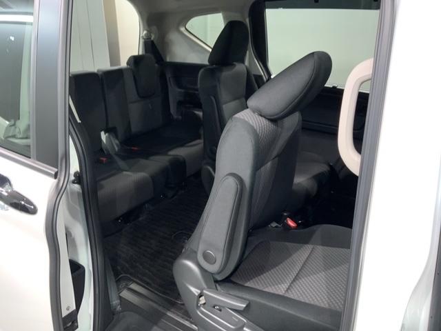 フリード Ｇブラックスタイル　評価５点　禁煙　最長５年保証　ワンオ－ナ－　９インチナビＶＸＭ－２３７ＶＦＮｉ　前後ドラレコ　ホンダセンシング　フルセグＴＶ　Ｒカメラ　ＣＤ録音　Ｂｌｕｅｔｏｏｔｈ　ＤＶＤ　ＥＴＣ　ＬＥＤライト（37枚目）