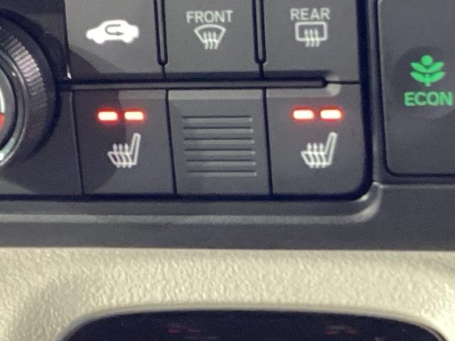 Ｎ－ＢＯＸ ファッションスタイル　評価６　禁煙車　ＨｏｎｄａＳＥＮＳＩＮＧ　最長５年保証　試乗車　　純正ナビＬＸＵ－２４２ＮＢｉ　フルセグ　バックカメラ　Ｂｌｕｅｔｏｏｔｈ　ＤＶＤ　シ－トヒ－タ－　ＥＴＣ　ＬＥＤライト　オートライト（12枚目）