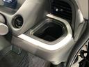 ｅ：ＨＥＶホーム　ＨＳＥＮＳＩＮＧ　新車保証試乗車　ワンオ－ナ－　前後誤発進抑制機能　助手席エアバッグ　運転席エアバッグ　１オナ　ＬＥＤライト　ＵＳＢ接続　バックカメラ　ＡＢＳ　サイドエアバッグ　フルセグＴＶ　記録簿（29枚目）