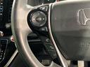 アブソルート・ホンダセンシング　最長５年保証　ワンオーナー　ナビＶＸＭ－２０４ＶＦｉ　ＴＶ　Ｒカメラ　ＣＤ録音　ＢＴオ－ディオ　ＤＶＤ　ＥＴＣ　ＬＥＤライト　ＶＳＡ　両側電動ドア　電動シート　クルコン　アルミ　フォグ　スマートキー（9枚目）