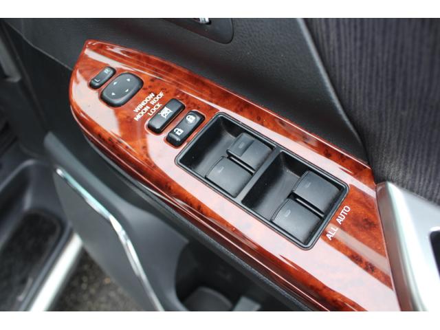 3.5Z プラチナムセレクション 純正ナビ バックカメラ 純正アルミ 両側パワースライドドア パワーバックドア サンルーフ ビルトインETC HID クルーズコントロール クリアランスソナー スマートキー プッシュスタート オットマン(26枚目)
