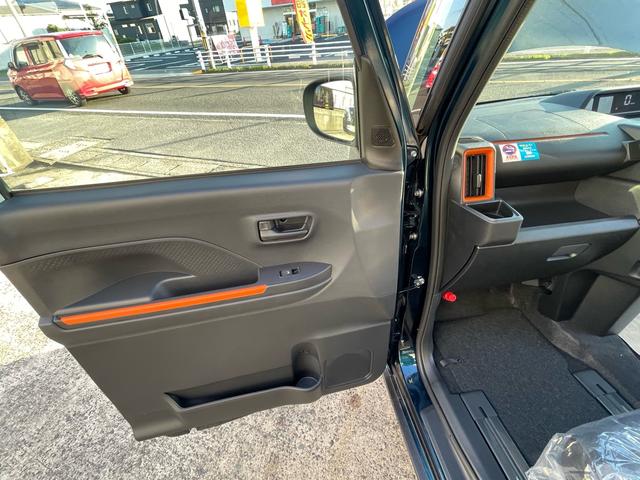 タント ファンクロス　届出済未使用車　ブレーキサポート　アイドリングストップ　両側電動スライドドア　ＬＥＤヘッドライト　シートヒーター　スマートキー　プッシュスタート　オートライト（26枚目）