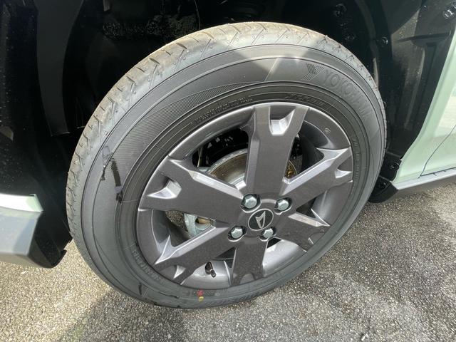 タフト Ｇ　ダーククロムベンチャー　届出済未使用車　クリアランスソナー　パノラマルーフ　衝突軽減システム　ＬＥＤヘッドライト　オートライト　スマートキー　アイドリングストップ　電動格納ミラー　シートヒーター（45枚目）