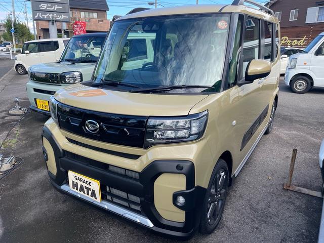 タント ファンクロス　届出済未使用車　ブレーキサポート　アイドリングストップ　両側電動スライドドア　ＬＥＤヘッドライト　シートヒーター　スマートキー　プッシュスタート　オートライト（4枚目）