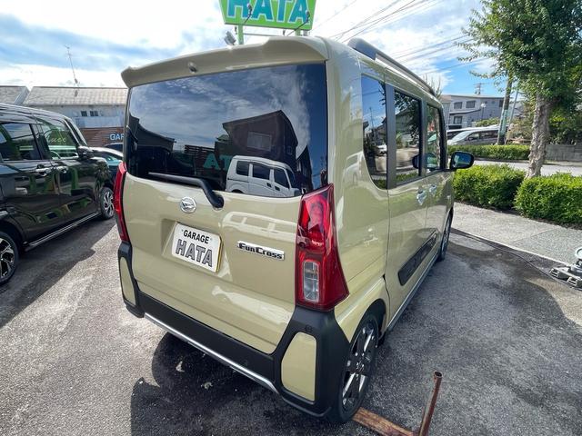 タント ファンクロス　届出済未使用車　ブレーキサポート　アイドリングストップ　両側電動スライドドア　ＬＥＤヘッドライト　シートヒーター　スマートキー　プッシュスタート　オートライト（12枚目）