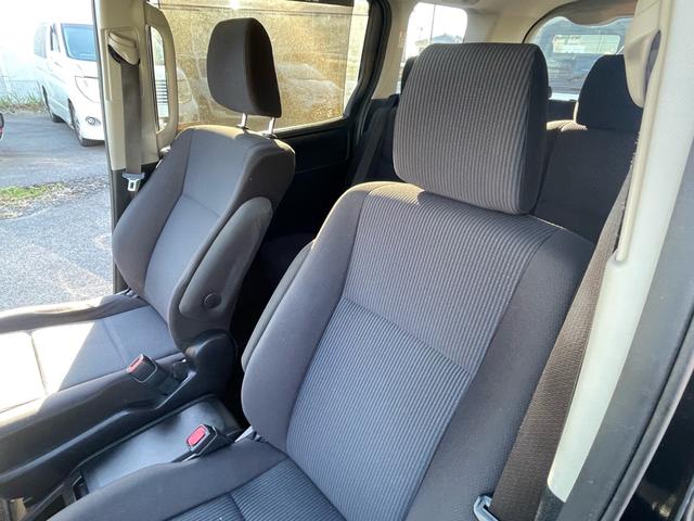 ノア ハイブリッドX 純正ナビTV Bluetooth バックカメラ ETC 両側パワースライドドア フリップダウンモニター ドライブレコーダー スマートキー プッシュスタート USB LEDヘッドライト 社外アルミ(31枚目)