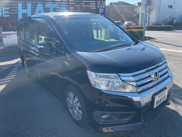 ステップワゴンスパーダ Ｚ　ナビＴＶ　ＤＶＤ再生　ＥＴＣ　両側パワースライドドア　ＨＩＤヘッドライト　純正アルミホイール　３ｒｄシート収納可（5枚目）