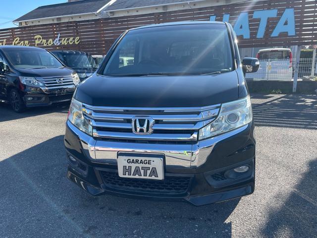 ステップワゴンスパーダ Ｚ　ナビＴＶ　ＤＶＤ再生　ＥＴＣ　両側パワースライドドア　ＨＩＤヘッドライト　純正アルミホイール　３ｒｄシート収納可（9枚目）