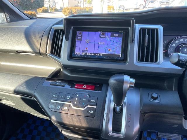 ステップワゴンスパーダ Ｚ　ナビＴＶ　ＤＶＤ再生　ＥＴＣ　両側パワースライドドア　ＨＩＤヘッドライト　純正アルミホイール　３ｒｄシート収納可（27枚目）