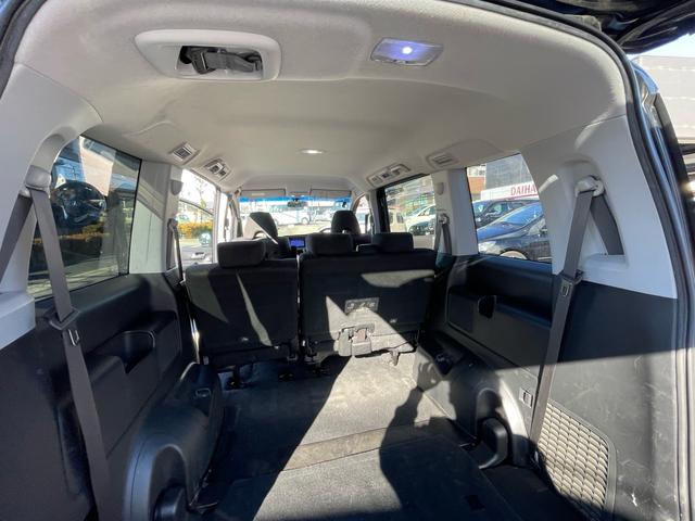 ステップワゴンスパーダ Ｚ　ナビＴＶ　ＤＶＤ再生　ＥＴＣ　両側パワースライドドア　ＨＩＤヘッドライト　純正アルミホイール　３ｒｄシート収納可（38枚目）