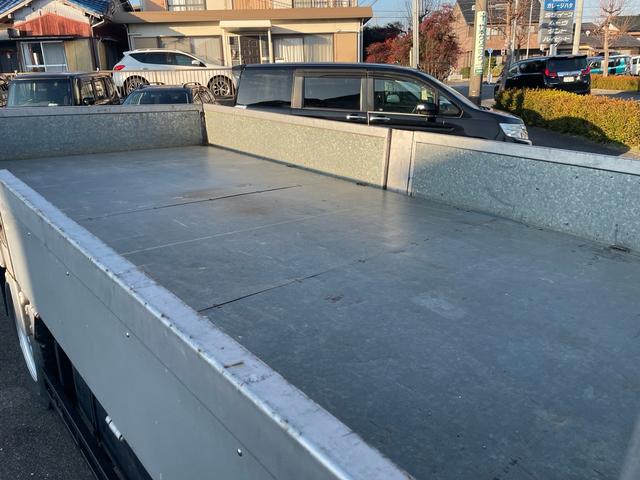 エルフトラック 　４段クレーン／ワイド超ロング／あおり分割開閉／６速ミッション／パワーウインドウ／集中ロック／ＥＴＣ（27枚目）