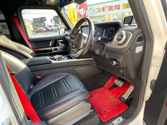 Gクラス G350d AMGライン ラグジュアリーパッケージ アダプティブダンピングサス ブラバススポイラー 22インチAW 各所ブラックアウトパーツ トランクラゲッジボード デジタルミラー 前後ドラレコ ブルスターサウンド ツートン(23枚目)