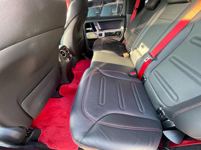 Gクラス G350d AMGライン ラグジュアリーパッケージ アダプティブダンピングサス ブラバススポイラー 22インチAW 各所ブラックアウトパーツ トランクラゲッジボード デジタルミラー 前後ドラレコ ブルスターサウンド ツートン(52枚目)