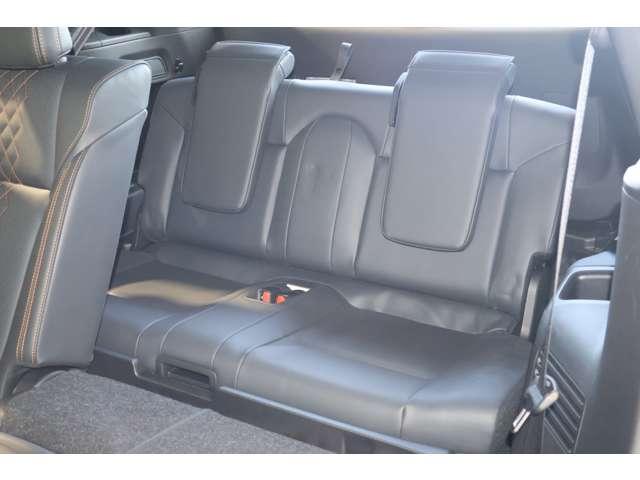 アウトランダーPHEV P メモリーナビ・フルセグTV・全周囲カメラ エマブレ LEDヘッド クルコン パワーシート 3列シート メモリーナビ Bカメ アルミ ヒーター フルセグTV スマートキー 4WD イモビライザー 記録簿(6枚目)