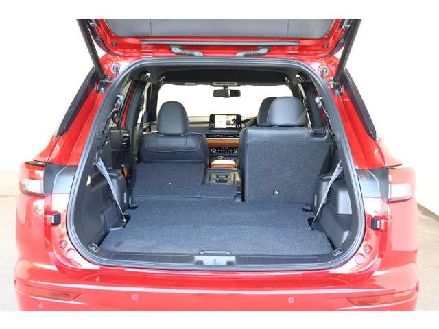 アウトランダーPHEV P メモリーナビ・フルセグTV・全周囲カメラ エマブレ LEDヘッド クルコン パワーシート 3列シート メモリーナビ Bカメ アルミ ヒーター フルセグTV スマートキー 4WD イモビライザー 記録簿(7枚目)