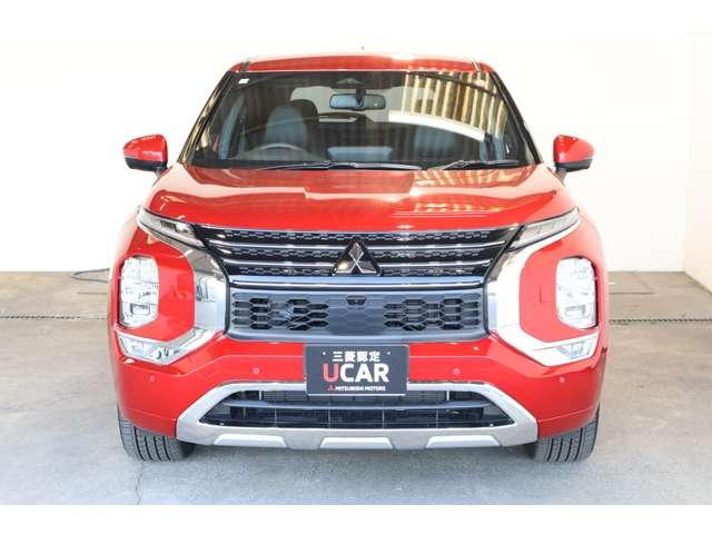 アウトランダーPHEV P メモリーナビ・フルセグTV・全周囲カメラ エマブレ LEDヘッド クルコン パワーシート 3列シート メモリーナビ Bカメ アルミ ヒーター フルセグTV スマートキー 4WD イモビライザー 記録簿(14枚目)