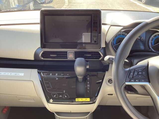 ｅＫスペース Ｇ　９型ナビ　地デジＴＶ　バックカメラ　フルオートエアコン　サイドカーテンエアバック　コーナーセンサー　禁煙車　フルセグＴＶ　シートヒーター　インテリキー　１オナ　アイドリングストップ　盗難防止装置（8枚目）