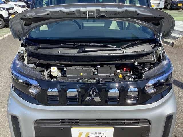 ｅＫスペース Ｇ　９型ナビ　地デジＴＶ　バックカメラ　フルオートエアコン　サイドカーテンエアバック　コーナーセンサー　禁煙車　フルセグＴＶ　シートヒーター　インテリキー　１オナ　アイドリングストップ　盗難防止装置（16枚目）