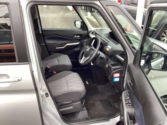 デリカＤ：２ ハイブリッドＭＺ　全方位カメラ付ナビパッケージ　メモリーナビ・フルセグＴＶ・全周囲カメラ　クルコン　全周囲モニター　ＬＥＤライト　フルセグ　衝突軽減　両側パワースライドドア　アルミホイール　コーナーセンサー　フルフラット　横滑り防止装置　禁煙車（4枚目）