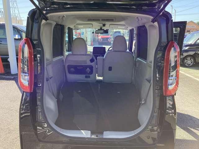 ｅＫスペース Ｇ　メモリーナビ・地デジＴＶ・バックカメラ　フルオートエアコン　サイドカーテンエアバック　コーナーセンサー　禁煙車　フルセグＴＶ　シートヒーター　インテリキー　１オナ　アイドリングストップ　盗難防止装置（7枚目）