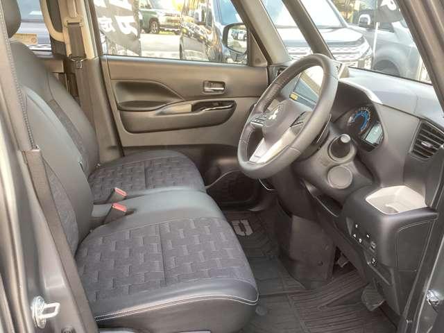 デリカミニ Ｔ　メモリーナビ　地デジＴＶ　バックカメラ　禁煙　１オーナー　ナビＴＶ　前席シートヒーター　ＬＥＤ　寒冷地仕様　クリアランスソナー　Ｂカメラ　両側スライド片側電動ドア　横滑り防止　盗難防止　ターボ　４ＷＤ（4枚目）