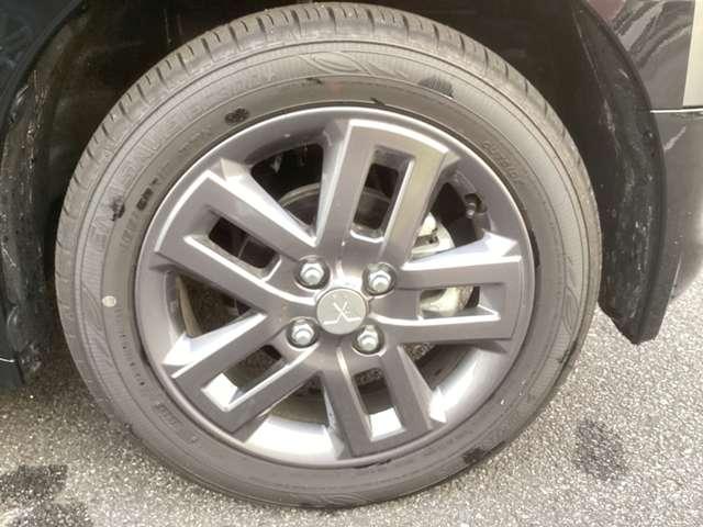 デリカミニ Ｔ　メモリーナビ　地デジＴＶ　バックカメラ　禁煙　１オーナー　ナビＴＶ　前席シートヒーター　ＬＥＤ　寒冷地仕様　クリアランスソナー　Ｂカメラ　両側スライド片側電動ドア　横滑り防止　盗難防止　ターボ　４ＷＤ（13枚目）