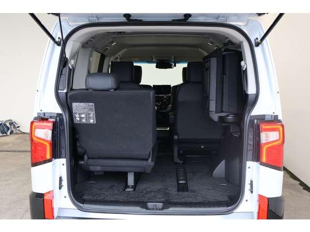 デリカD:5 シャモニー 11型ナビ・フルセグTV・バックカメラ アイドリングS アクティブクルーズコントロール イモビ 衝突被害軽減装置 Bモニター ETC 助手席エアバッグ 地デジTV 電動リアゲート 4WD 記録簿 禁煙(7枚目)