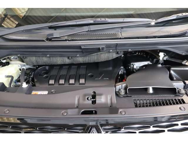 デリカD:5 シャモニー 11型ナビ・フルセグTV・バックカメラ アイドリングS アクティブクルーズコントロール イモビ 衝突被害軽減装置 Bモニター ETC 助手席エアバッグ 地デジTV 電動リアゲート 4WD 記録簿 禁煙(17枚目)