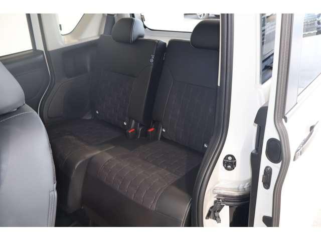 デリカミニ Ｔ　プレミアム　リミテッドエディション　９型ナビ・フルセグＴＶ・全周囲カメラ　（5枚目）