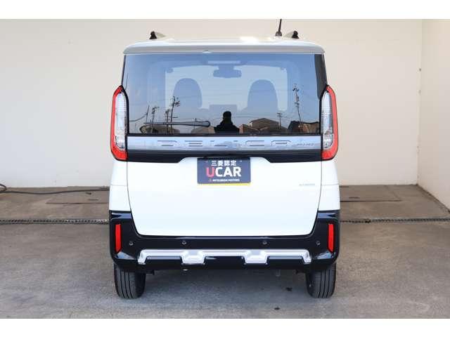 デリカミニ Ｔ　プレミアム　リミテッドエディション　９型ナビ・フルセグＴＶ・全周囲カメラ　（16枚目）