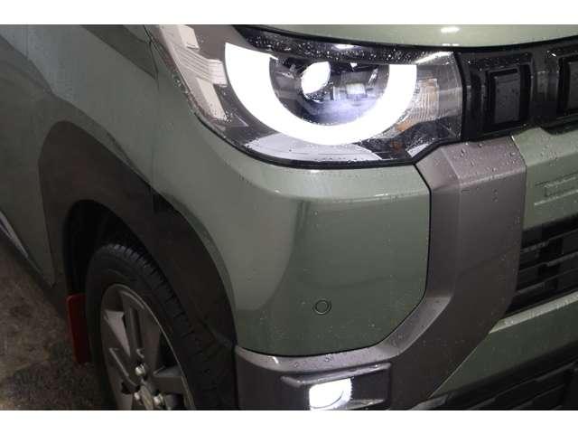 デリカミニ Ｔ　プレミアム　メモリーナビ・フルセグＴＶ・全周囲カメラ　衝突軽減装置　ターボエンジン　記録簿付　ナビＴＶ　寒冷地　パワステ　フルタイム４ＷＤ　エアバッグ　ＬＥＤヘッド　ＥＳＣ　サイドカメラ　クルコン　インテリキー（12枚目）