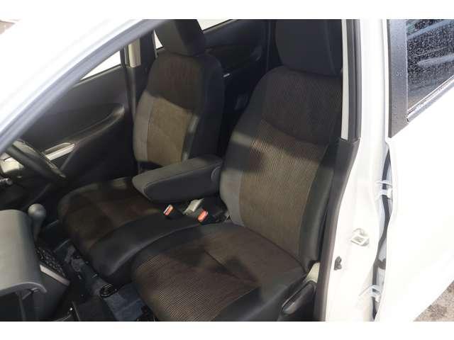 ｅＫカスタム Ｇ　メモリーナビ・フルセグＴＶ・バックカメラ　オ－トエアコン　スマ－トキ－　ナビ・ＴＶ　Ｂカメラ　キーレスキー　メモリーナビ　ベンチ　地デジＴＶ　アイドルストップ　ＤＶＤ　ＰＷ　ＡＢＳ　記録簿　パワステ（4枚目）